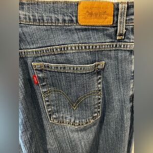 Levis Series 550 Relaxed Boot Cut Size 10L